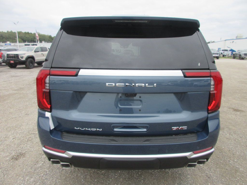 New 2027 GMC Yukon Denali w/ Denali Reserve Package AWD/4WD image 5