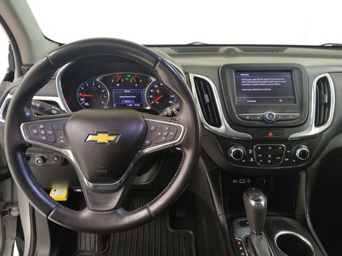 Used 2021 Chevrolet Equinox LT AWD/4WD image 22