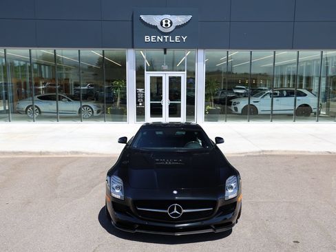 Used 2015 Mercedes-Benz SLS AMG GT Final Edition image 17