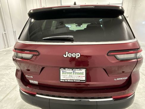 New 2026 Jeep Grand Cherokee L Laredo image 7