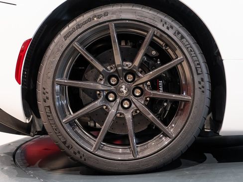 Used 2025 Ferrari SF90 Spider image 15