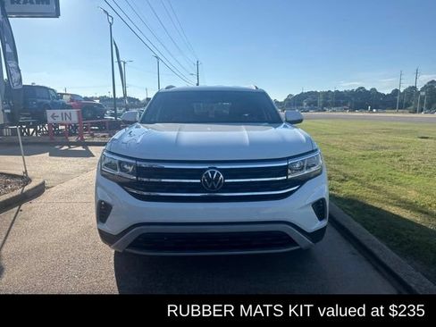 Used 2020 Volkswagen Atlas Cross Sport SE FWD image 1