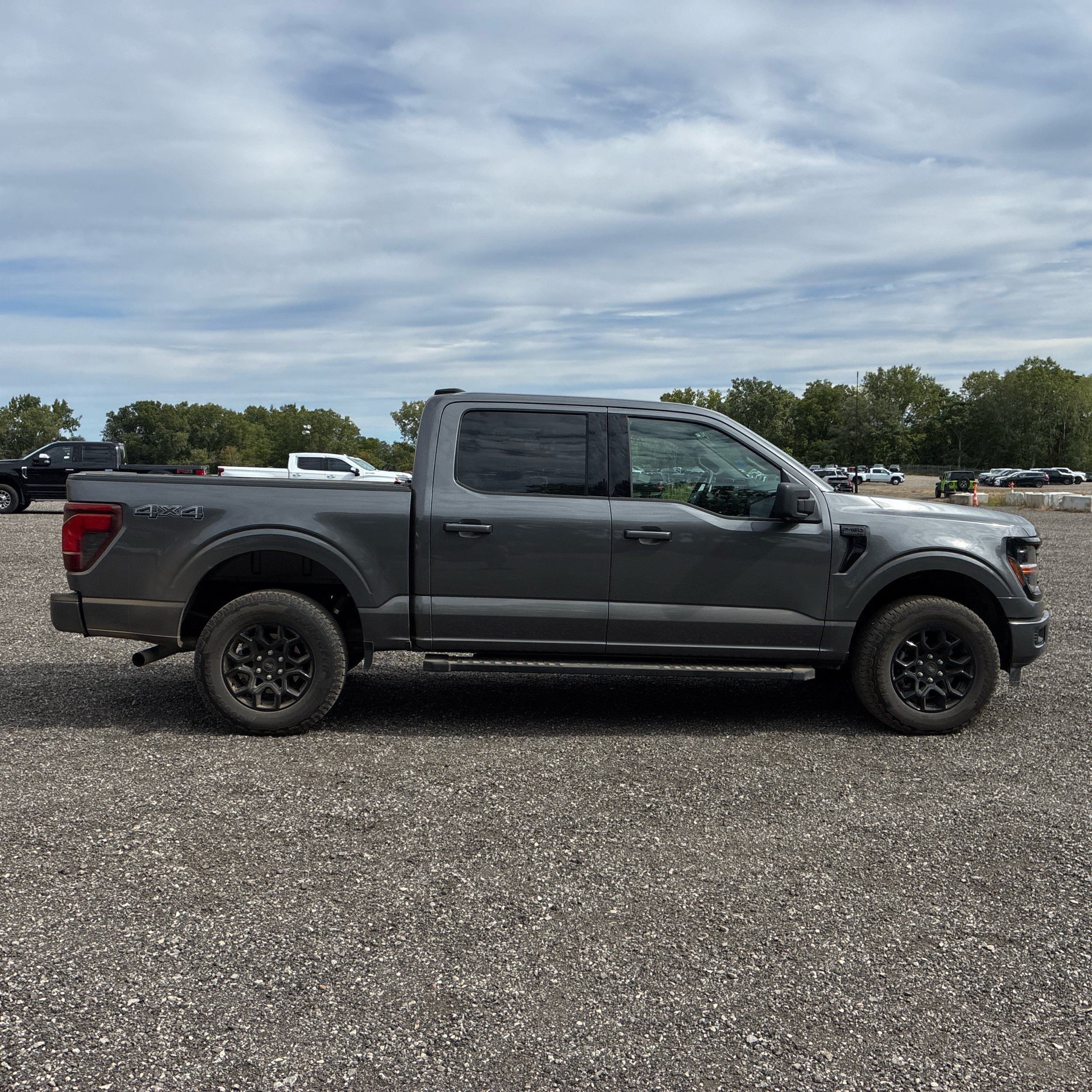 Used 2024 Ford F150 XLT w/ XLT Black Appearance Package AWD/4WD image 8