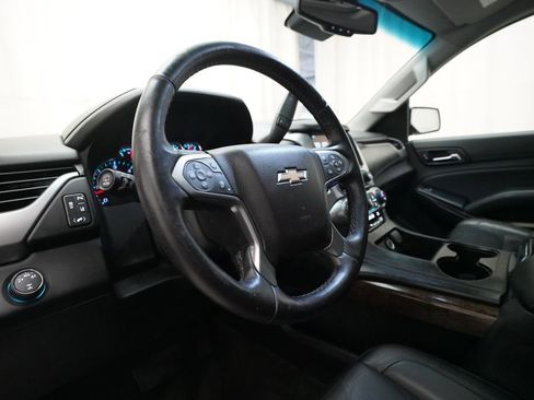 Used 2015 Chevrolet Tahoe LT w/ Luxury Package AWD/4WD image 8