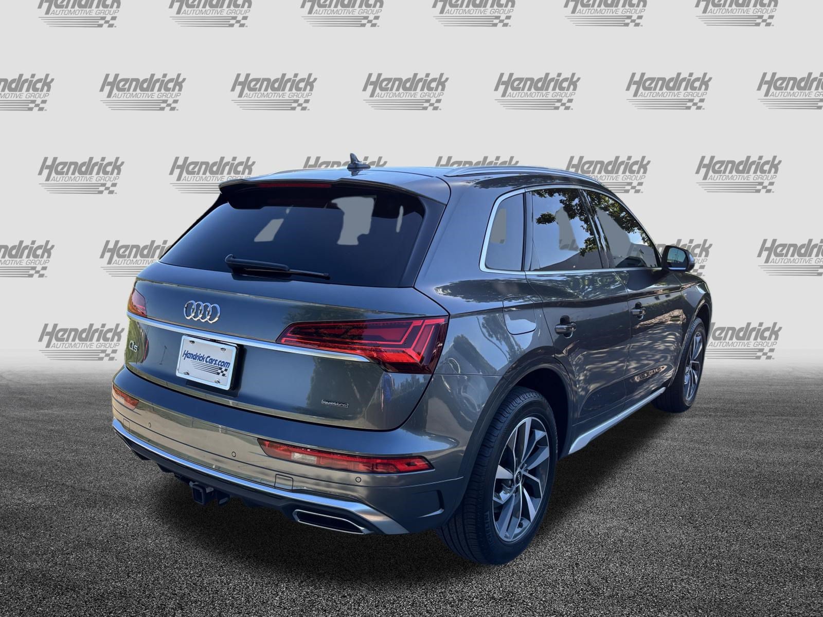 Used 2024 Audi Q5 2.0T Premium Plus w/ Premium Plus Package AWD/4WD image 10