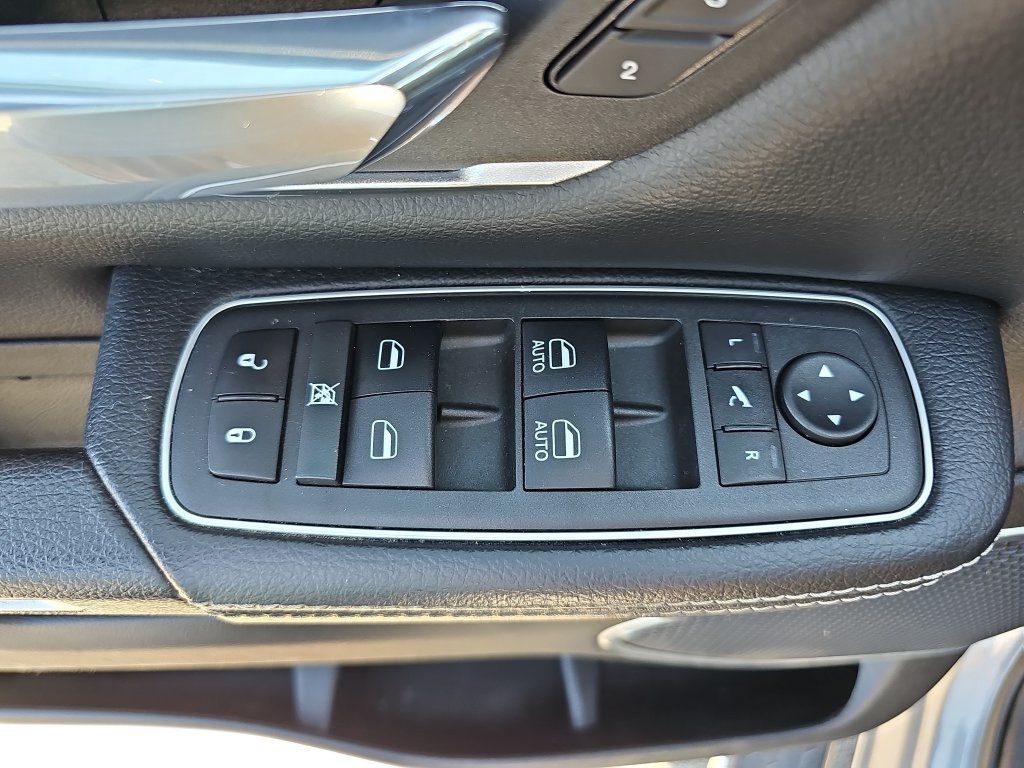 Used 2022 RAM 1500 Laramie AWD/4WD image 27