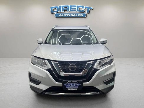 Used 2019 Nissan Rogue SV AWD/4WD image 2