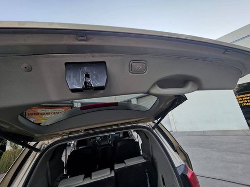Used 2018 Kia Sedona EX FWD image 15