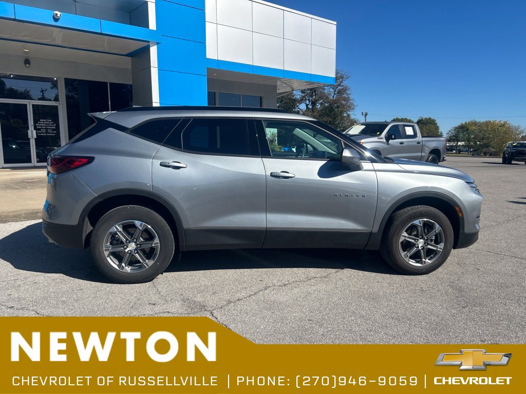 Used 2023 Chevrolet Blazer LT w/ Convenience Package FWD image 15