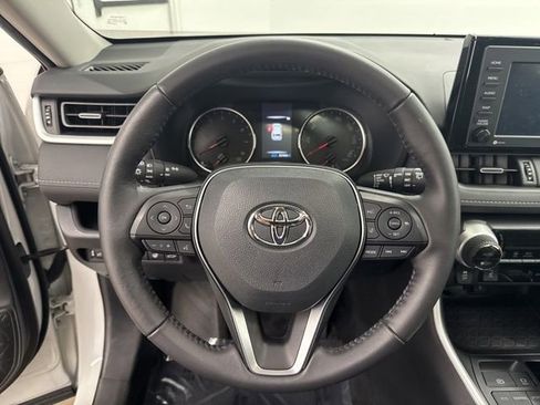 Used 2022 Toyota RAV4 XLE Premium AWD/4WD image 29