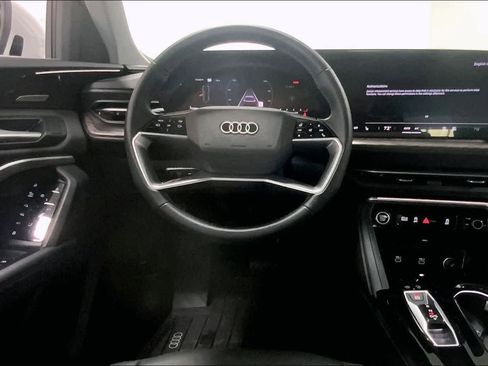 Used 2025 Audi Q5 Premium Plus w/ Premium Plus AWD/4WD image 13