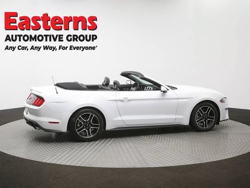 Used 2022 Ford Mustang Premium RWD image 41