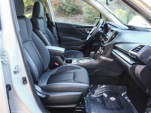 Certified 2023 Subaru Forester Premium image 16