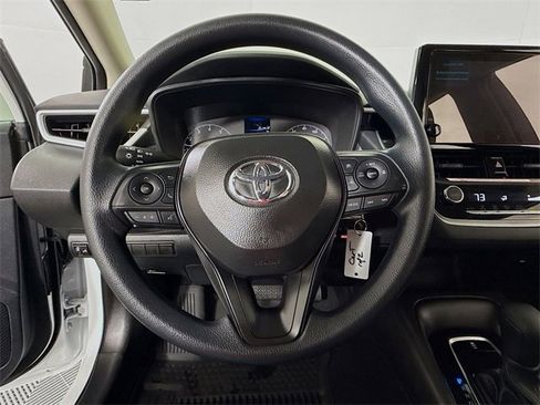 Certified 2025 Toyota Corolla LE image 11