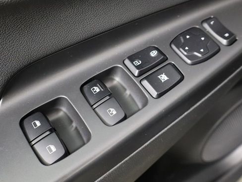 Used 2019 Hyundai Kona Ultimate AWD/4WD image 20