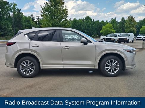 Used 2025 MAZDA CX-5 AWD 2.5 S w/ Preferred Package image 2