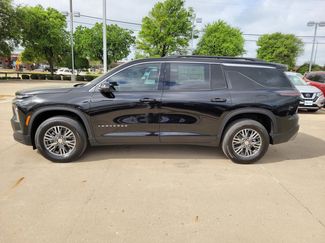 New 2026 Chevrolet Traverse LT w/ Driver Confidence Package FWD video 2
