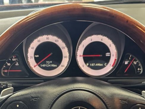 Used 2011 Mercedes-Benz SL 550 image 29