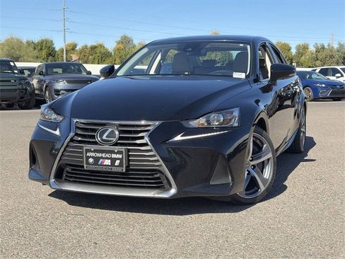 Used 2017 Lexus IS 200t 200t image 2