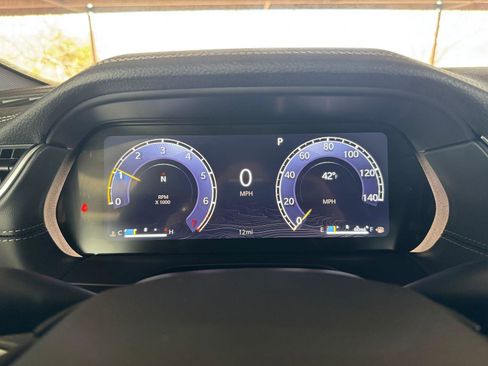 New 2025 Jeep Grand Cherokee L Limited w/ Black Appearance Package image 9