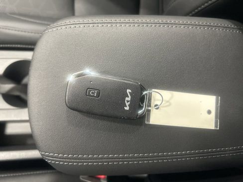 New 2026 Kia Seltos SX image 25