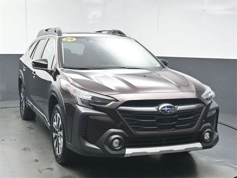 Used 2024 Subaru Outback Limited image 2