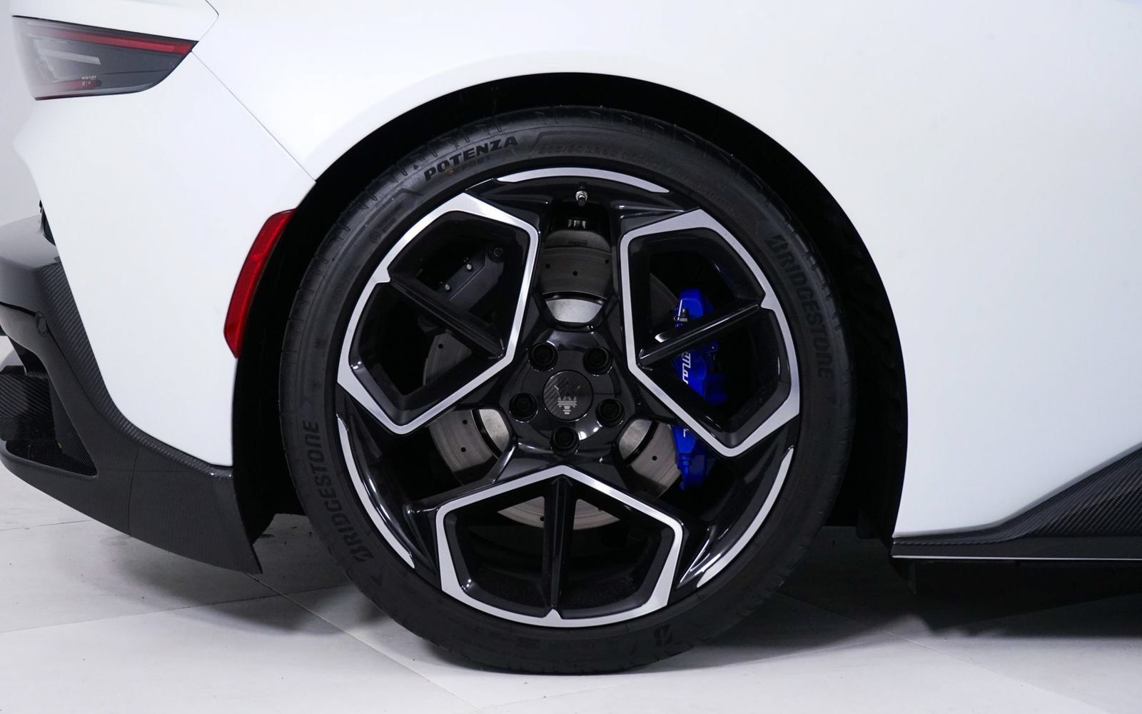 Used 2023 Maserati MC20 Coupe RWD image 33