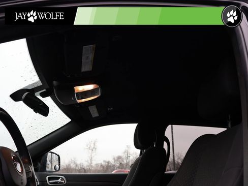 Used 2019 Jeep Grand Cherokee Laredo w/ Security & Convenience Group AWD/4WD image 10