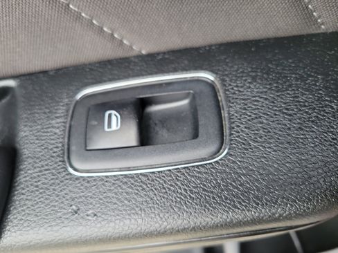 Used 2022 Dodge Charger SXT w/ Blacktop Package image 14