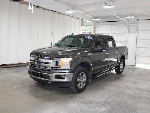 Used 2020 Ford F150 XLT w/ Equipment Group 302A Luxury AWD/4WD image 4