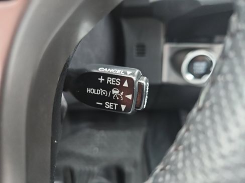 Used 2023 Toyota Tacoma Limited w/ Black Out Package (TMS) image 27