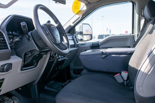 Used 2019 Ford F250 XLT w/ Camper Package AWD/4WD image 11