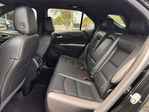 Used 2022 Chevrolet Equinox RS w/ RS Leather Package image 9