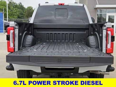 New 2026 Ford F250 Platinum w/ FX4 Off-Road Package AWD/4WD image 13