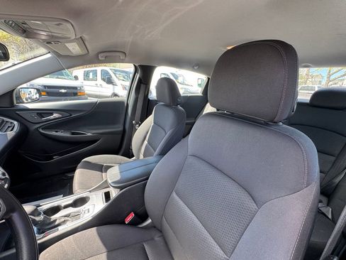 Used 2024 Chevrolet Malibu LT FWD image 22
