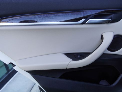 Used 2021 BMW X2 sDrive28i w/ Premium Package image 32