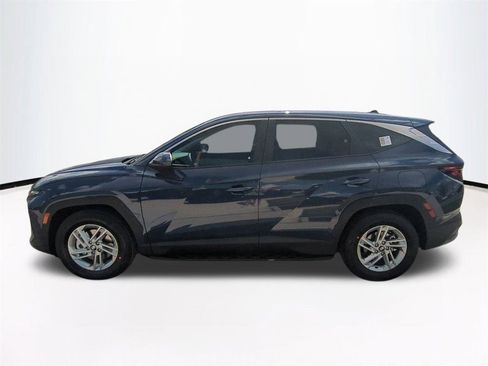 New 2026 Hyundai Tucson SE image 8