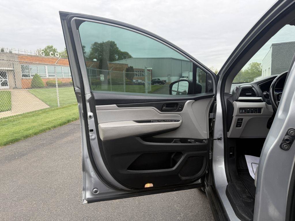 Used 2018 Honda Odyssey EX-L image 13