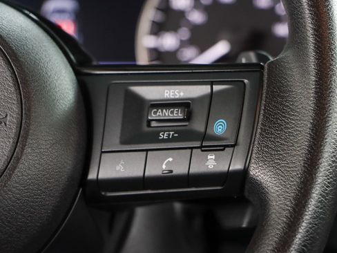 Used 2023 Nissan Rogue SV FWD image 14