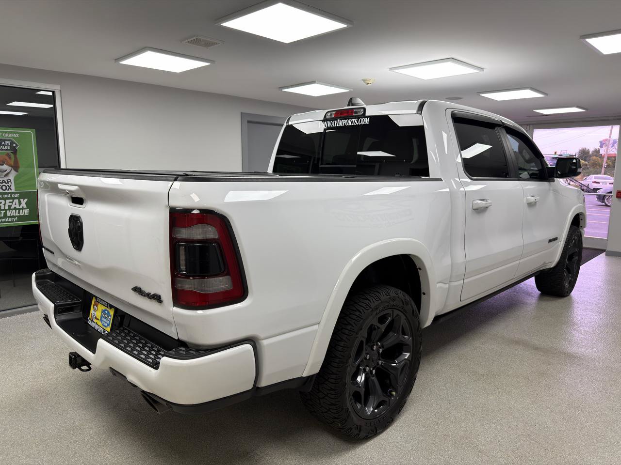 Used 2022 RAM 1500 Limited w/ Night Edition AWD/4WD image 3