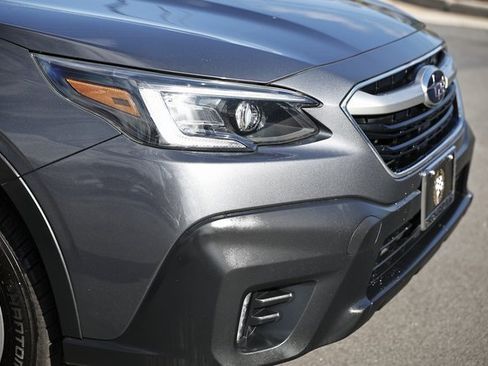 Used 2022 Subaru Outback Premium image 13