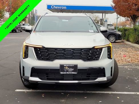 New 2026 Kia Sorento S image 2