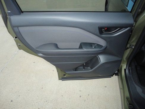 Used 2025 Subaru Forester Premium w/ Convenience Package #1 image 12