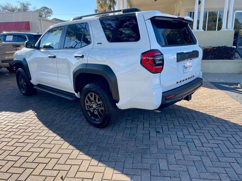 Used 2025 Toyota 4Runner SR5 image 3