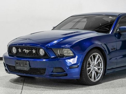 Used 2013 Ford Mustang GT Premium w/ Brembo Brake Pkg image 10