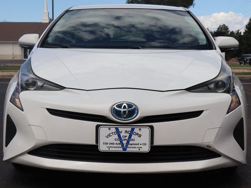Used 2016 Toyota Prius Two FWD image 13