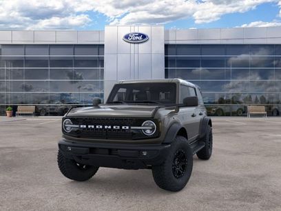 New 2026 Ford Bronco Outer Banks w/ Sasquatch Package