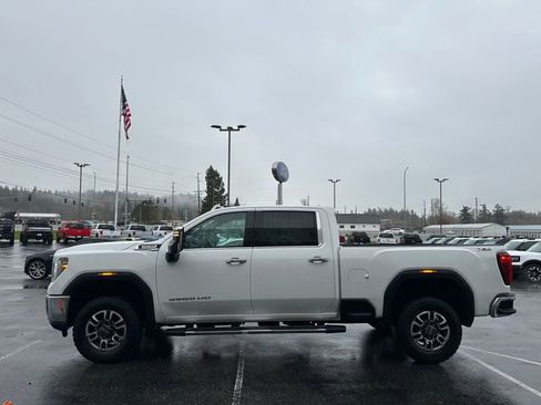 Used 2023 GMC Sierra 3500 SLT image 6