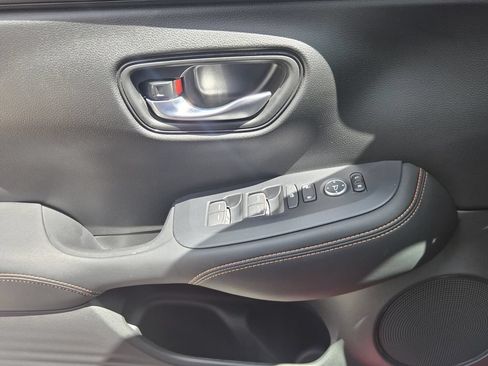 Used 2025 Honda HR-V Sport image 26