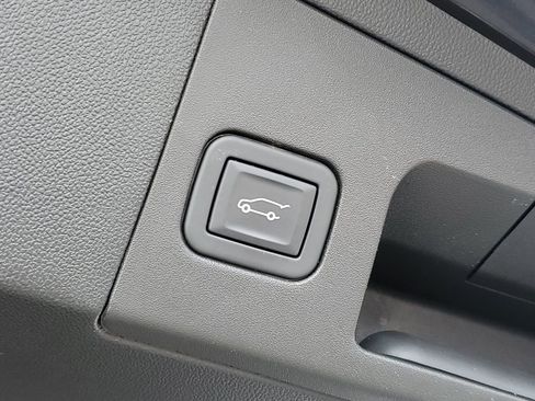 Used 2024 Cadillac XT5 Luxury w/ LPO, Floor Liner Package image 35